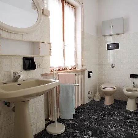 Colli's Dolomites B&B 벨루노